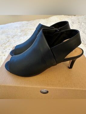 Comfortview Women’s Black Peep-Toe Heels Size: 8 NEW